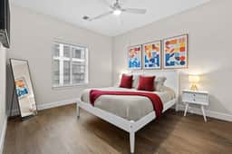 2BR Fireplace Retreat, Walk to Broadway