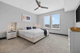 Luxury 2BR Skyline Views Near Broadway