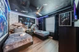 Luxury 9BR Windsor Island Pool Game Room