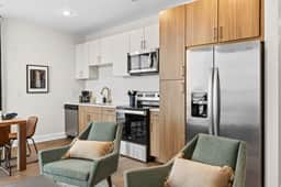 2 King Suites Walk to Broadway & Gulch