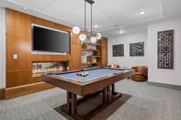 1BR Retreat Walk to Broadway & Gulch