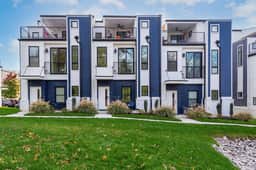 Modern East Nashville 4BR, Deck and Sleeps 10