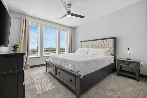 Skyline 2BR Retreat Near Broadway