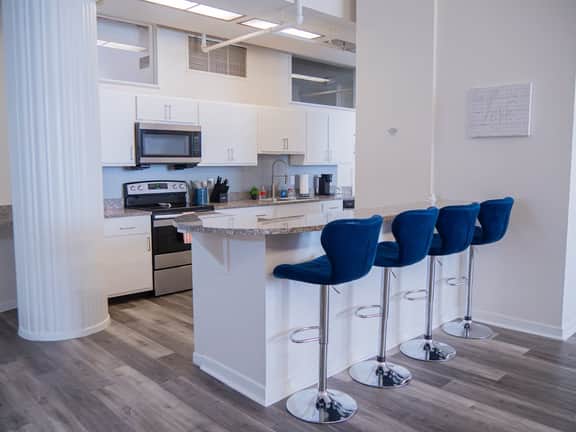 Historic 2BR Suite in Downtown Indianapolis