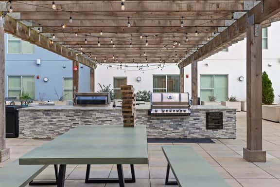 2BR w Glam Station & Karaoke Near Broadway
