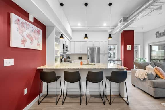 Downtown Nashville 2BR Near Broadway & Gulch