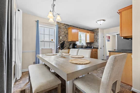 Cozy Family Retreat Near Fort Campbell, Sleeps 8