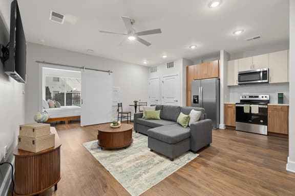 Modern 1BR Near Broadway & The Gulch Pool