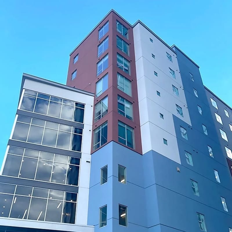 Walk to Gulch & Broadway 2BR Retreat