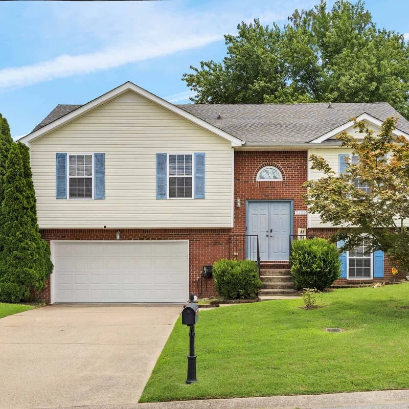 Cozy Family Retreat Near Fort Campbell, Sleeps 8